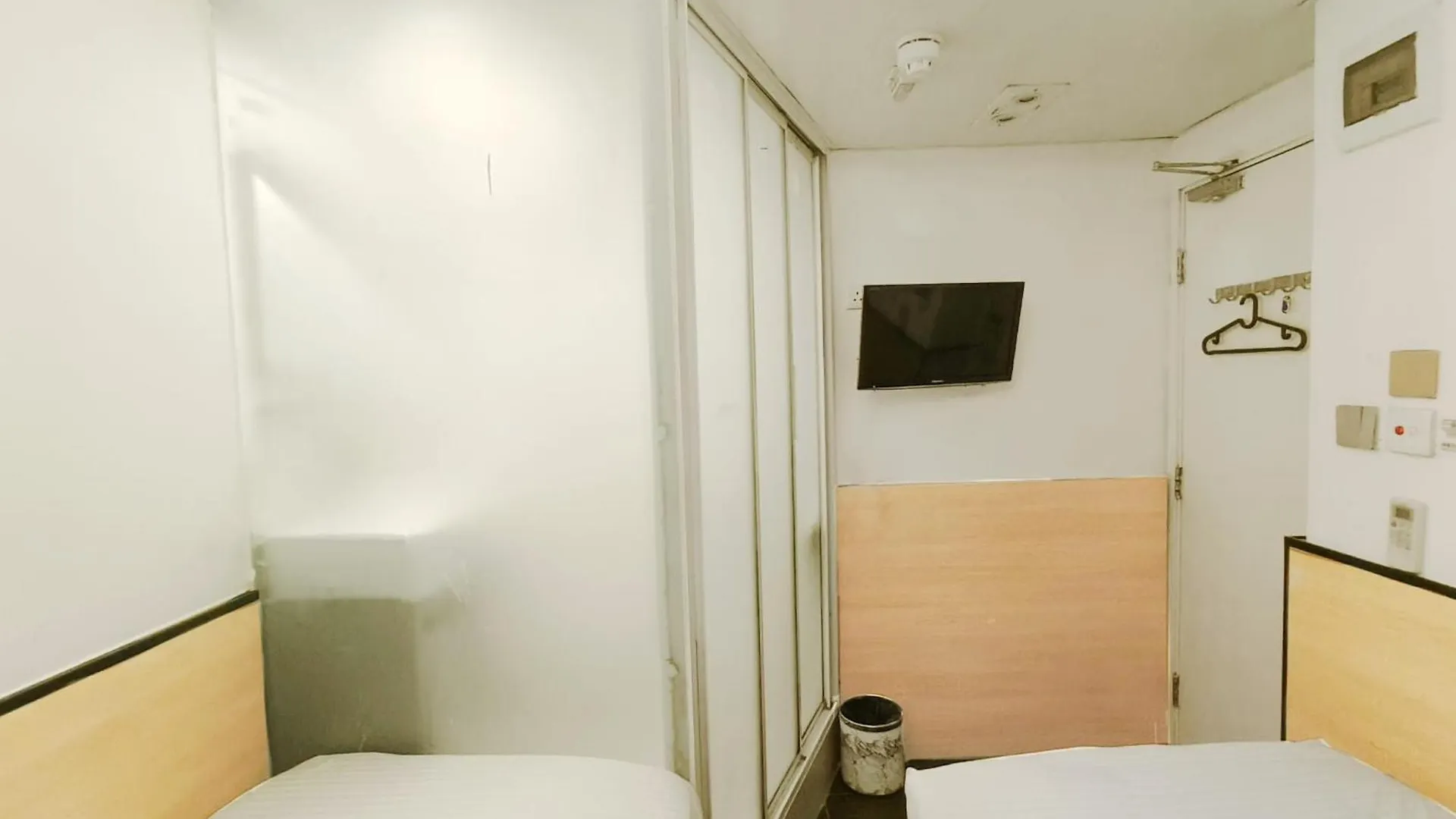 L'Etoile Hella Inn Hongkong Čína