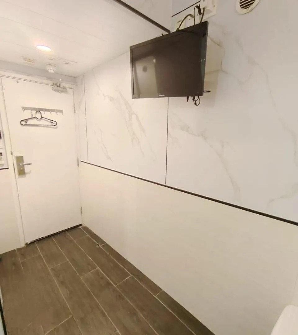Guest house L'Etoile Hella Inn Hong Kong
