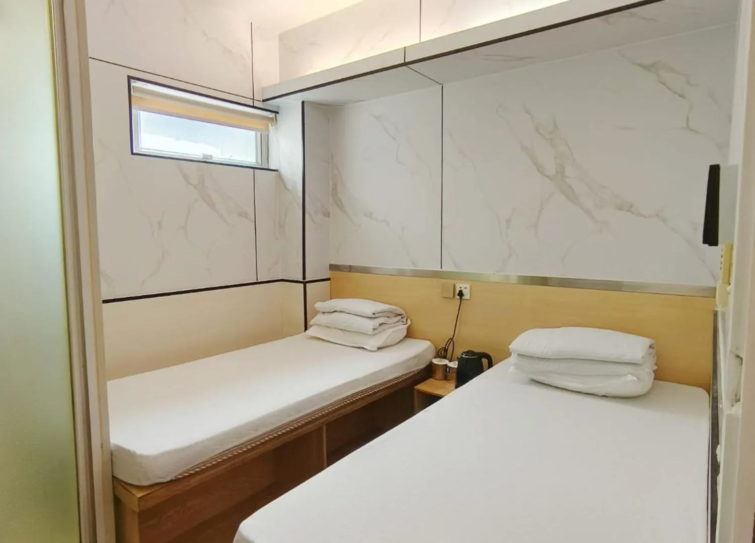 L'Etoile Hella Inn Hong Kong Guest house