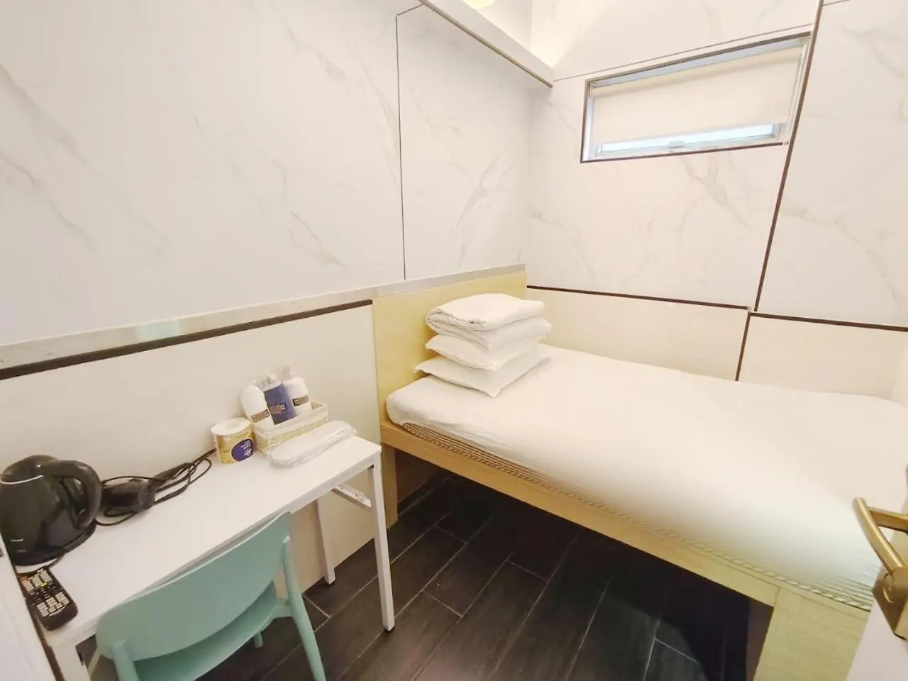 L'Etoile Hella Inn Hong Kong Guest house