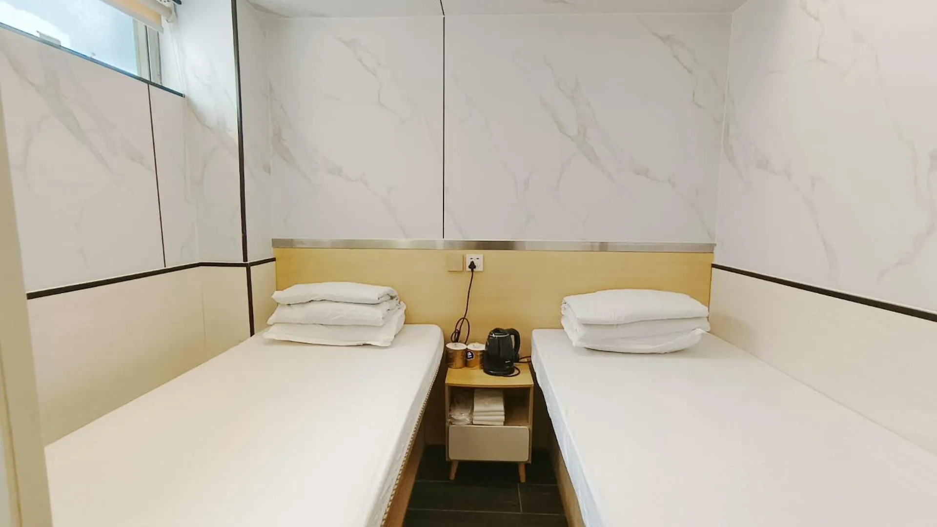 L'Etoile Hella Inn Hong Kong Guest house